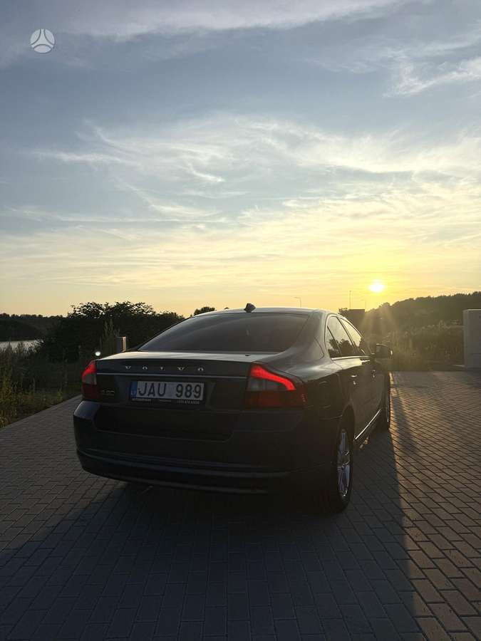 Volvo S80, 2.0 l., Седан