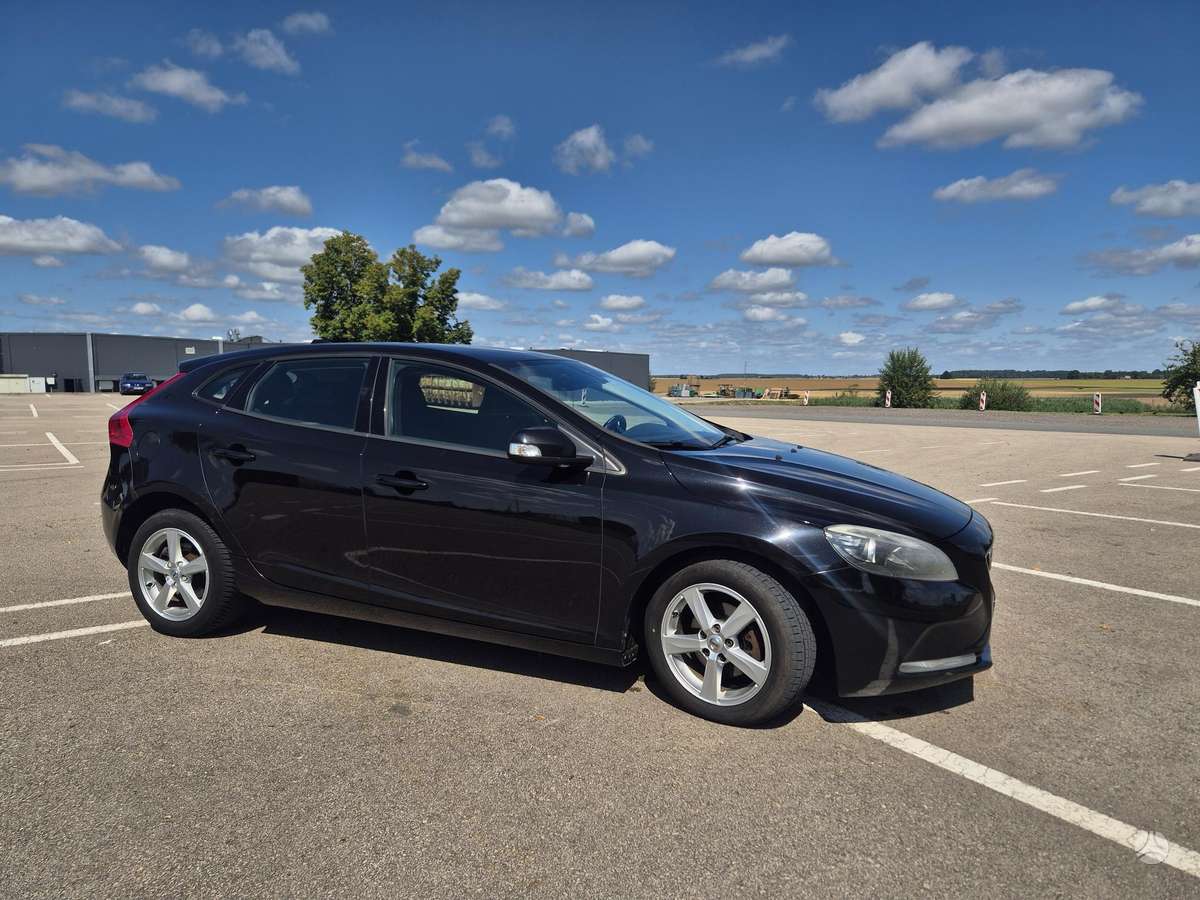 Volvo V40 - 1
