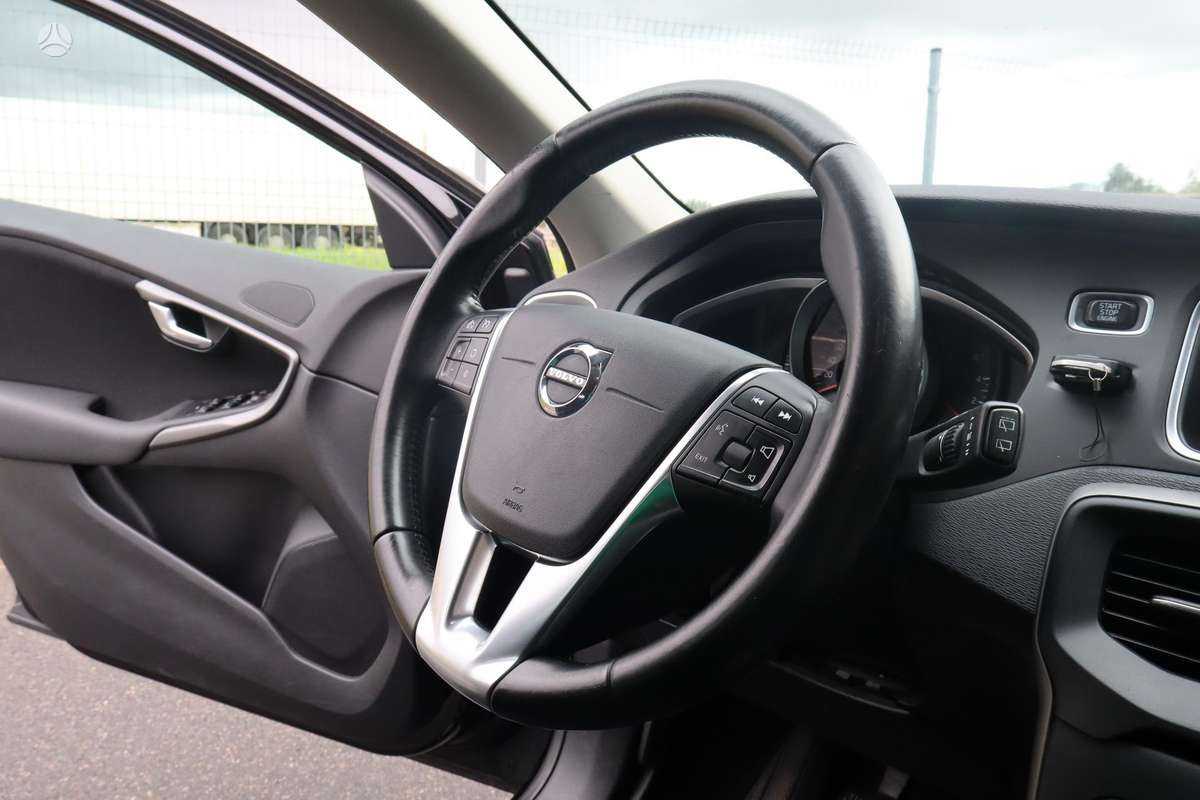 Volvo V40 - 10