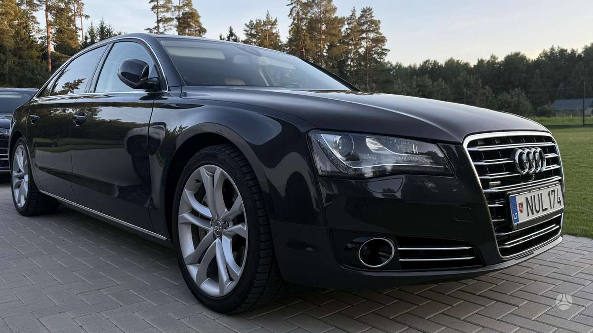 Audi A8 L, 3.0 l., Седан
