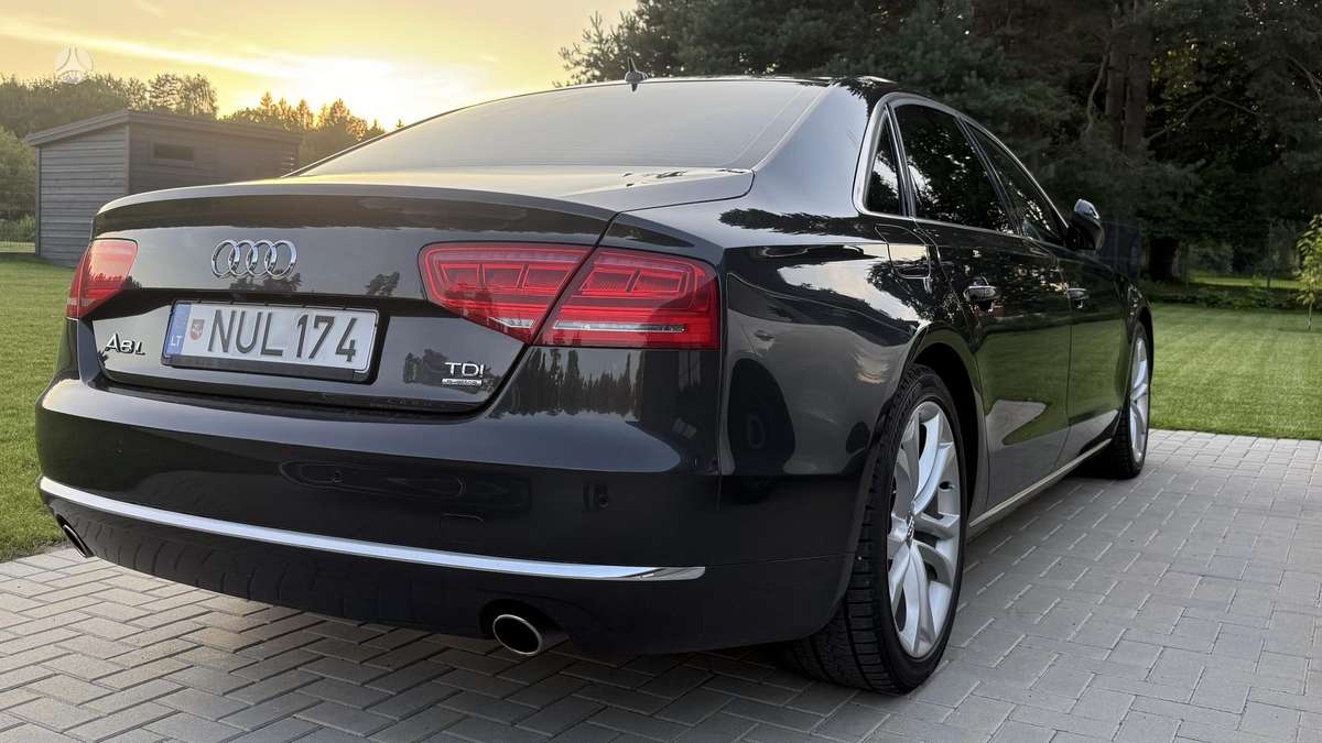 Audi A8 L, 3.0 l., Седан