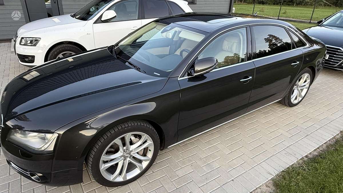 Audi A8 L, 3.0 l., Седан