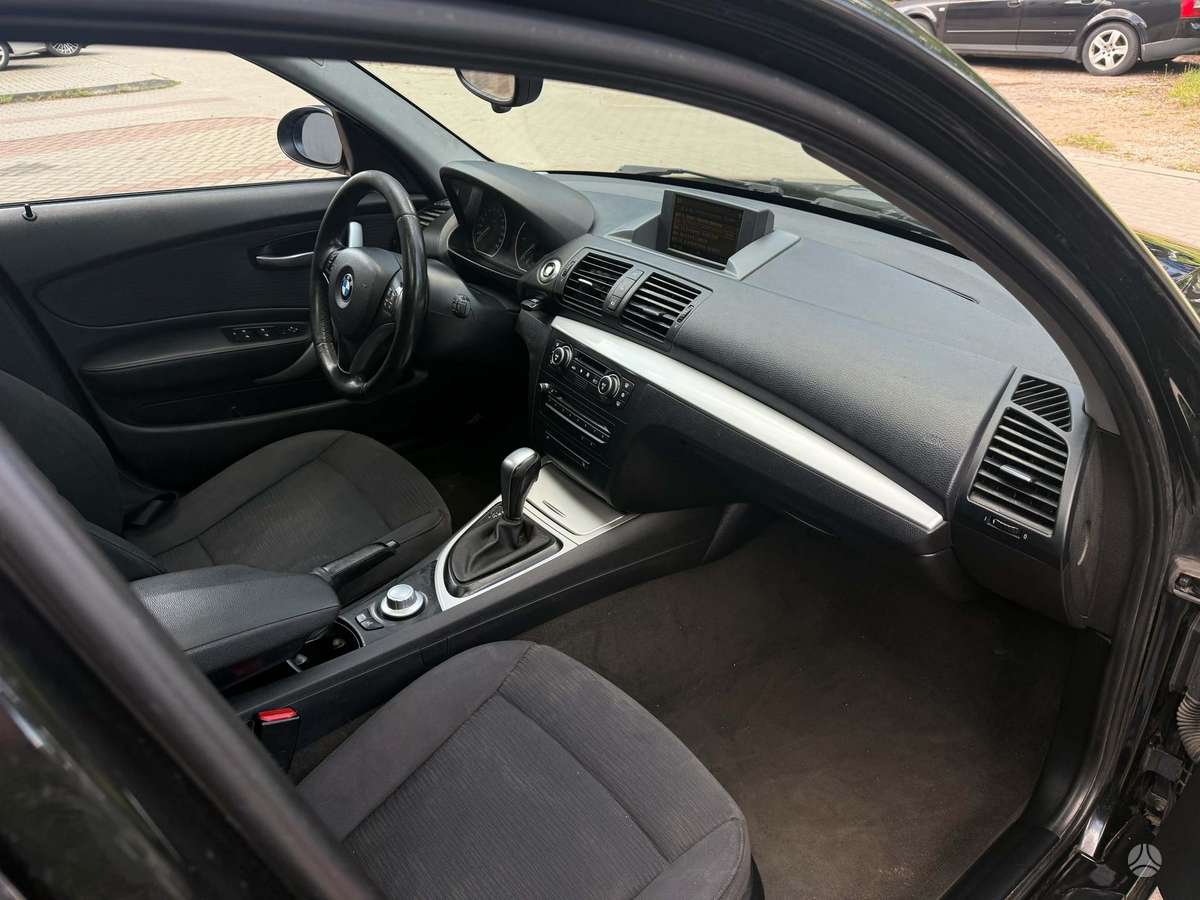 BMW 120, 2.0 l., Хэтчбек