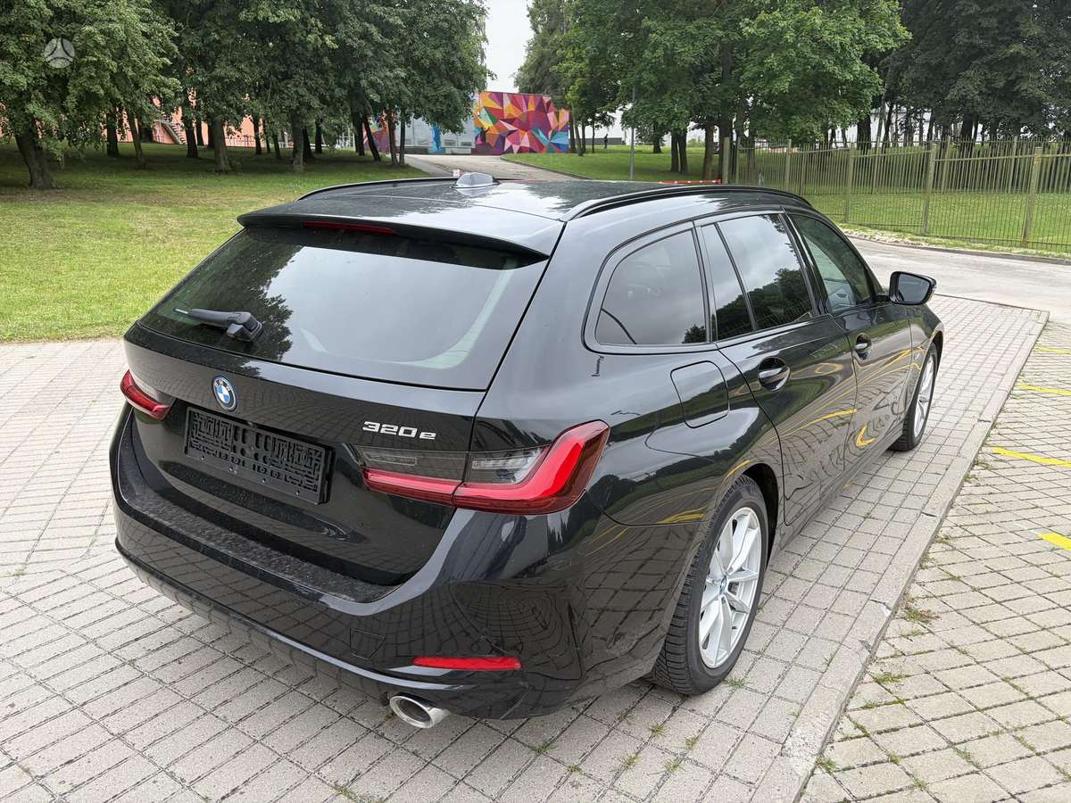 BMW 320, 2.0 l., Универсал
