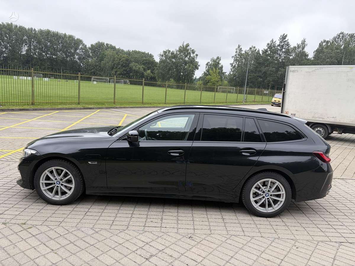 BMW 320, 2.0 l., Универсал