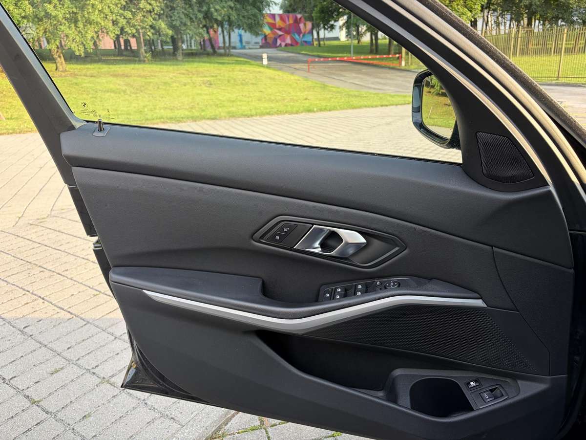 BMW 320, 2.0 l., Универсал