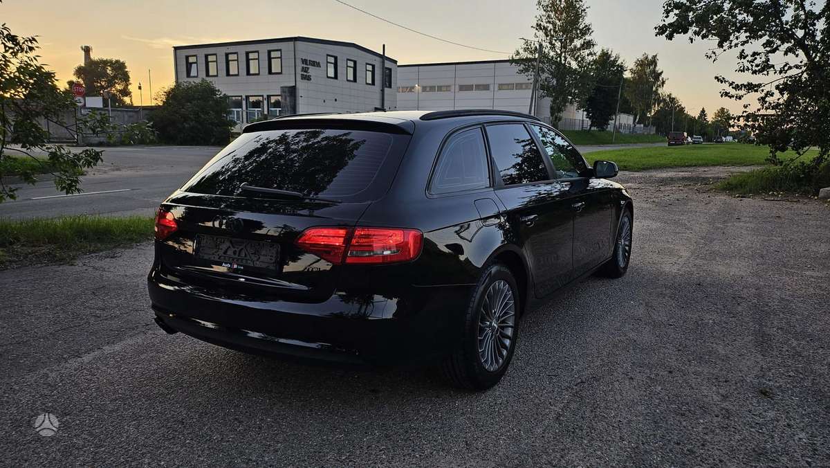 Audi A4, 2.0 l., Универсал
