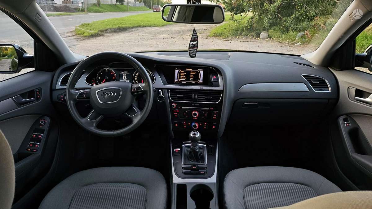 Audi A4, 2.0 l., Универсал