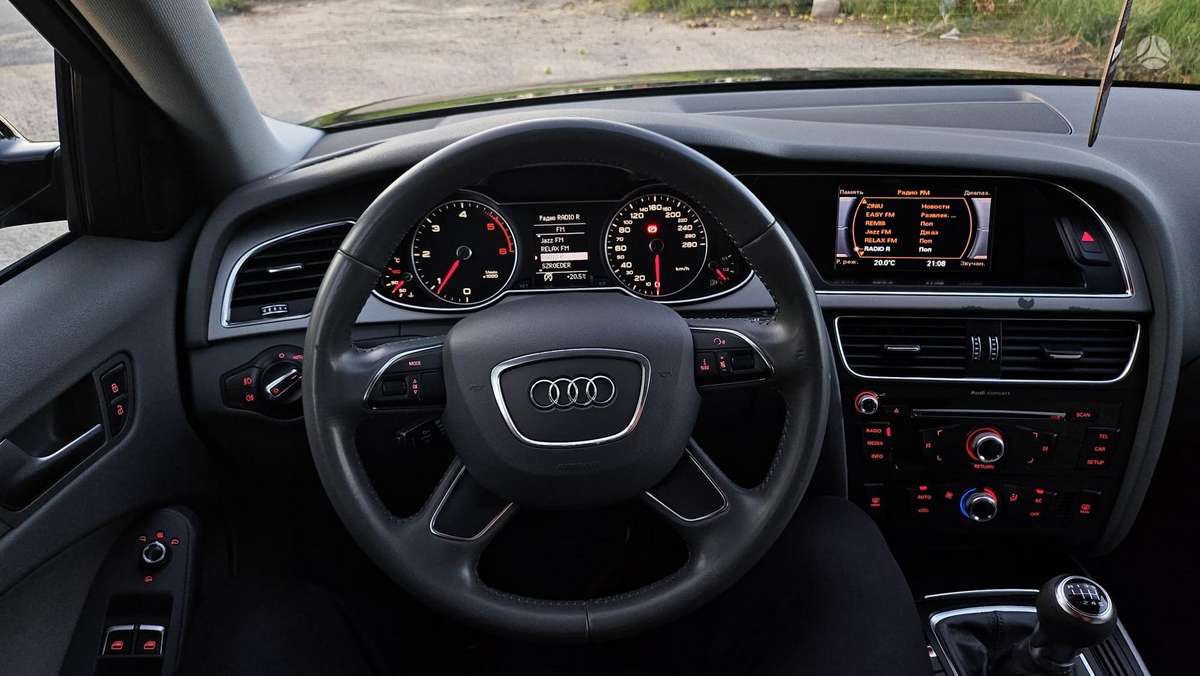 Audi A4, 2.0 l., Универсал