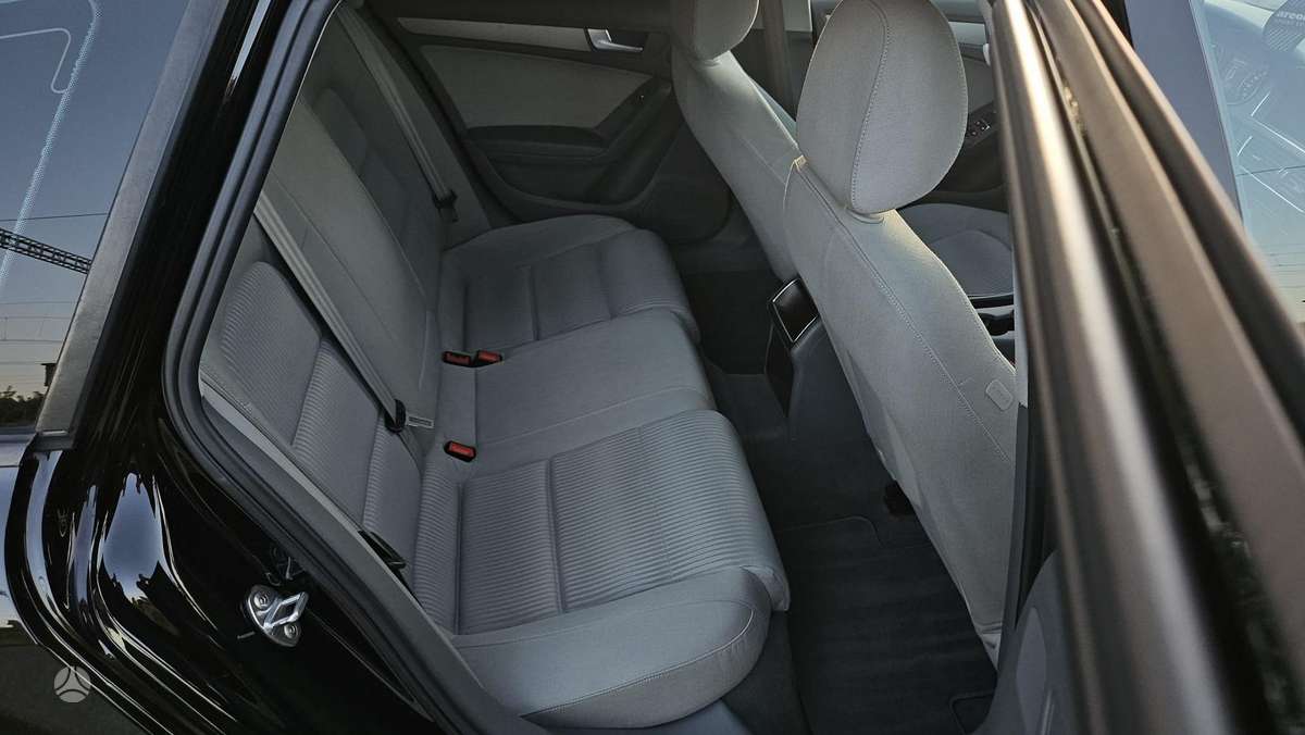 Audi A4, 2.0 l., Универсал