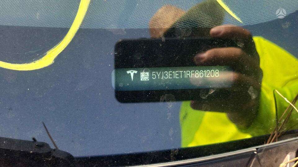 Tesla Model 3, 81 kWh, hatchback