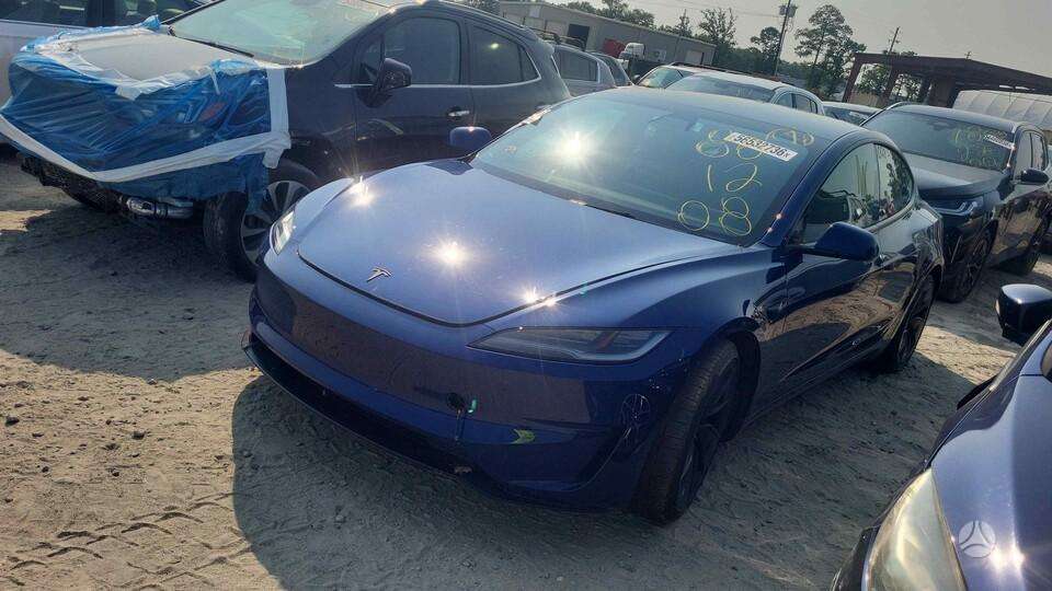 Tesla Model 3, 81 kWh, hatchback