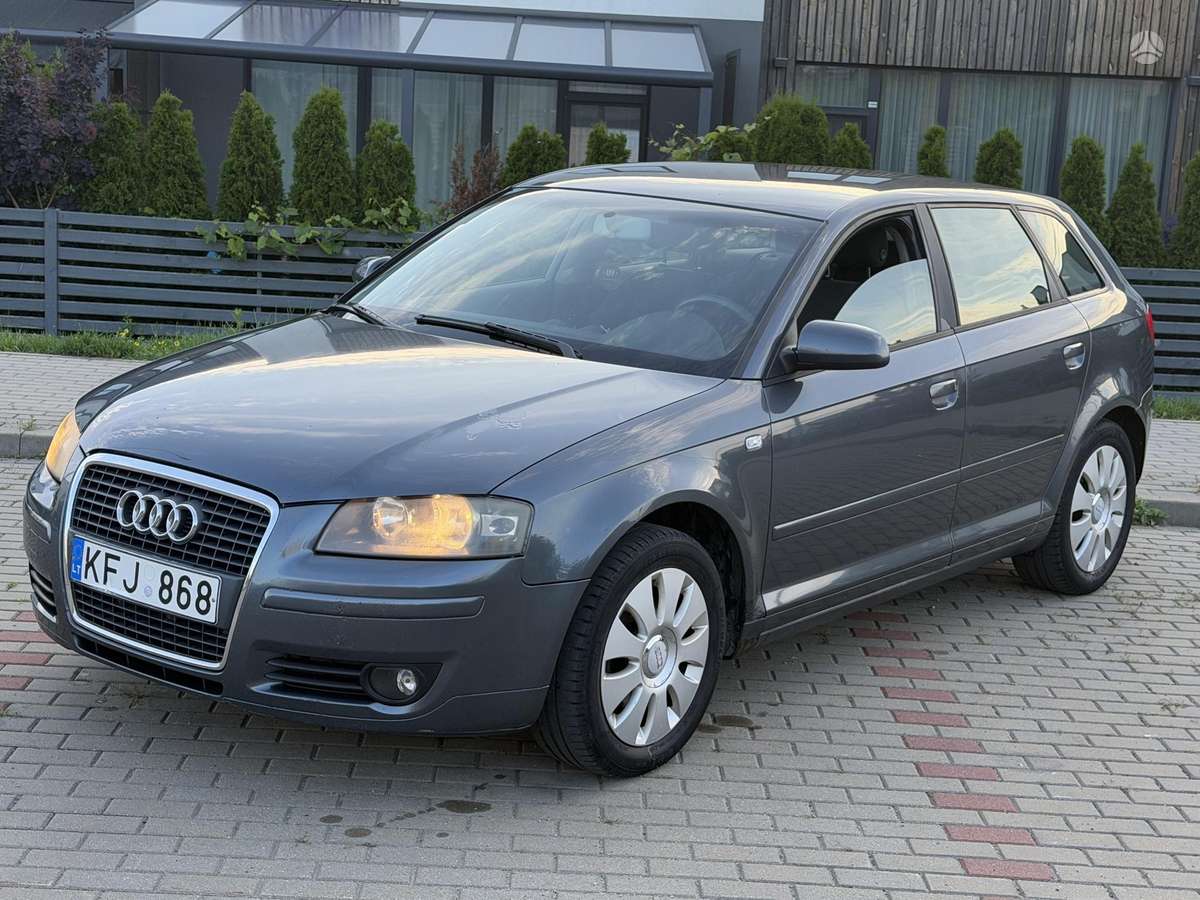 Audi A3, 1.6 l., hatchback