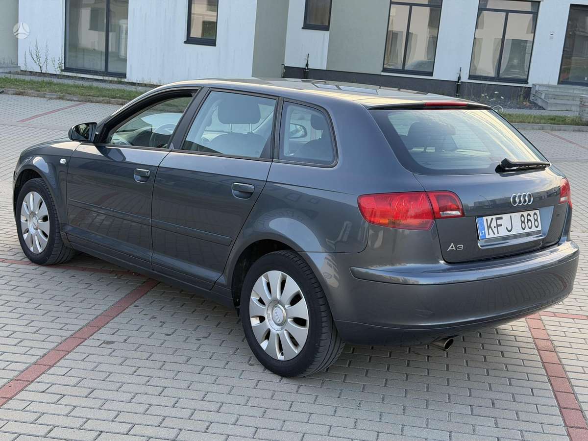 Audi A3, 1.6 l., Хэтчбек