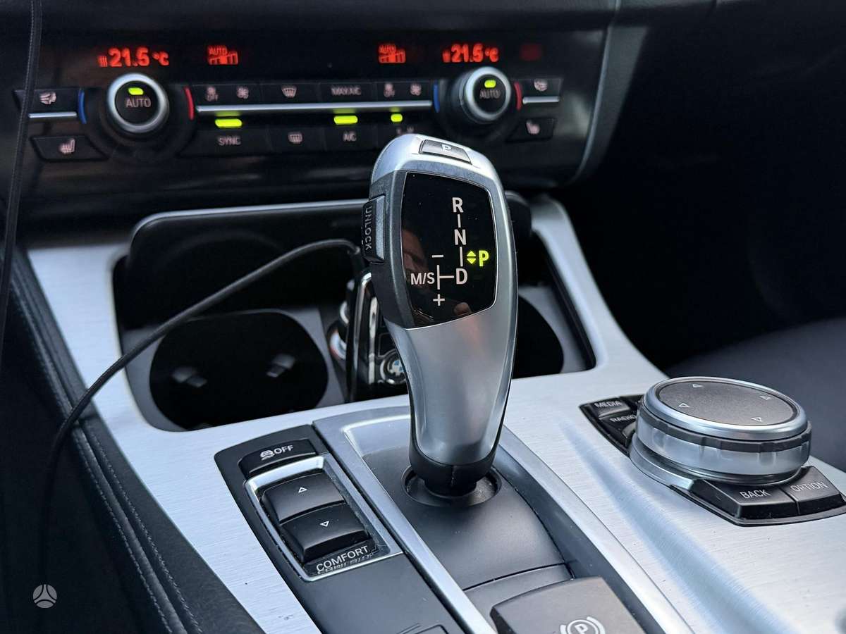 BMW 520, 2.0 l., Седан