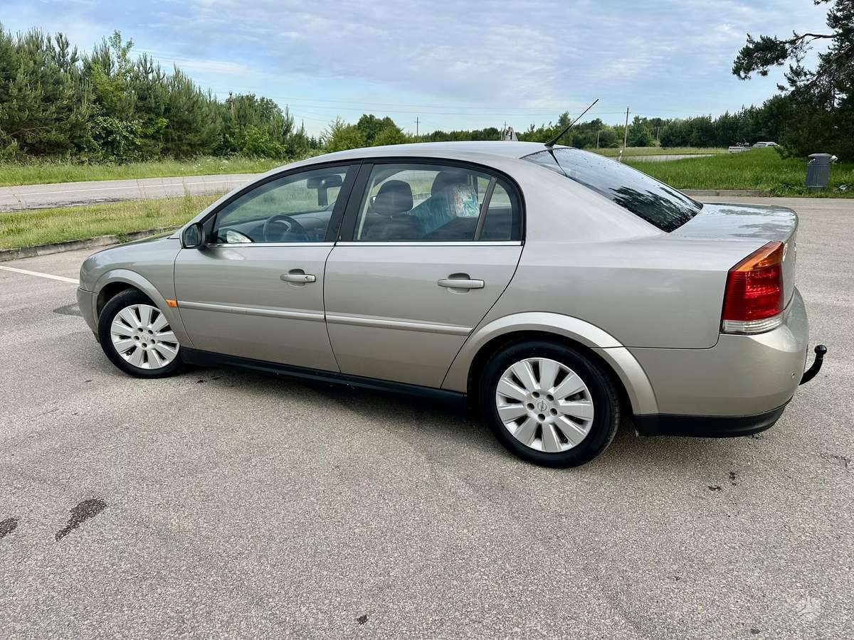 Opel Vectra, 2.2 l., Седан