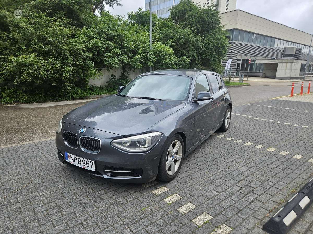 BMW 120, 2.0 l., Хэтчбек