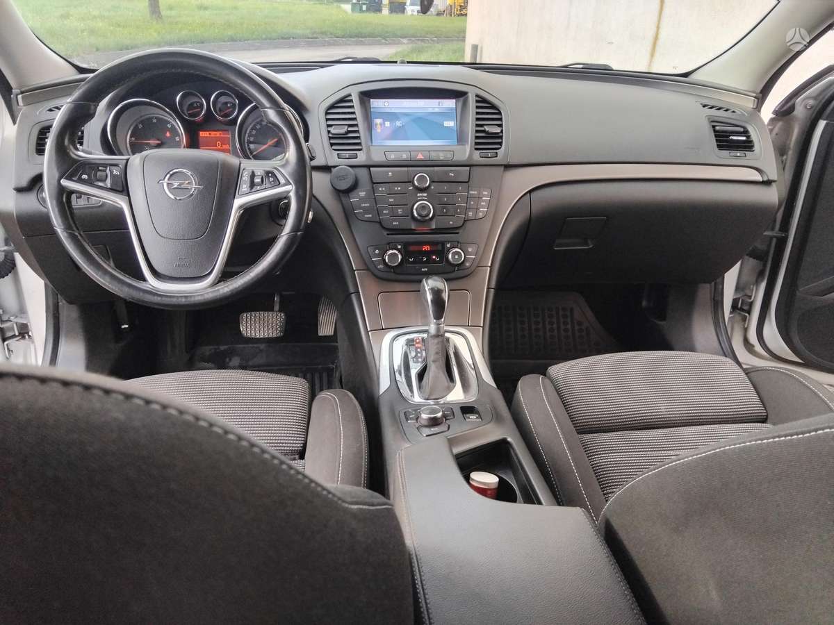 Opel Insignia, 2.0 l., Универсал