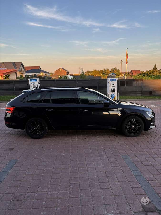 Škoda Superb - 4