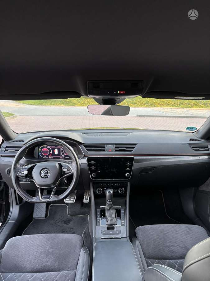 Škoda Superb - 10