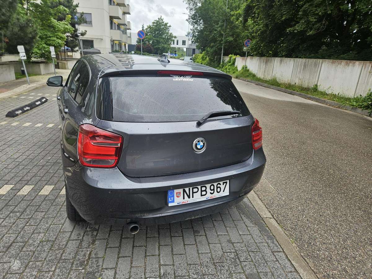 BMW 120, 2.0 l., Хэтчбек