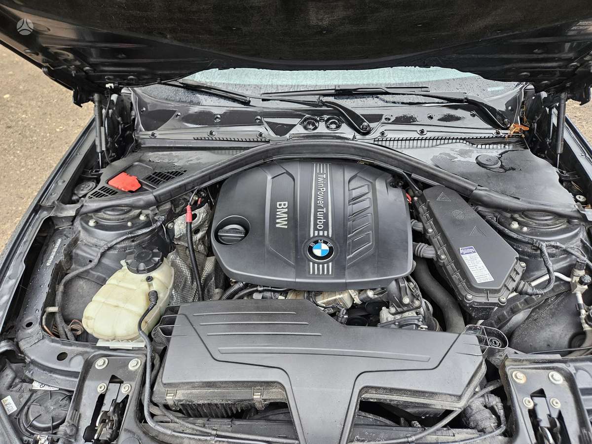 BMW 120, 2.0 l., Хэтчбек