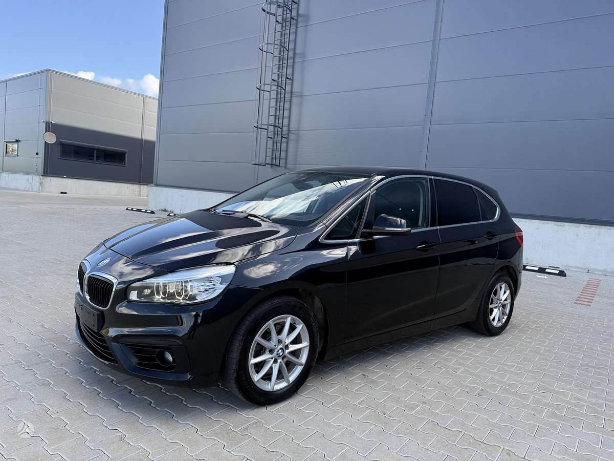 BMW 218 Active Tourer, 2.0 l., Минивэн