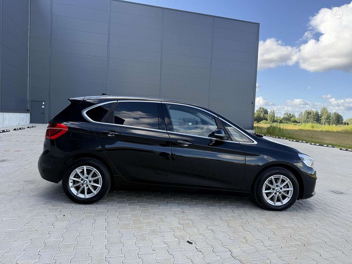BMW 218 Active Tourer, 2.0 l., Минивэн
