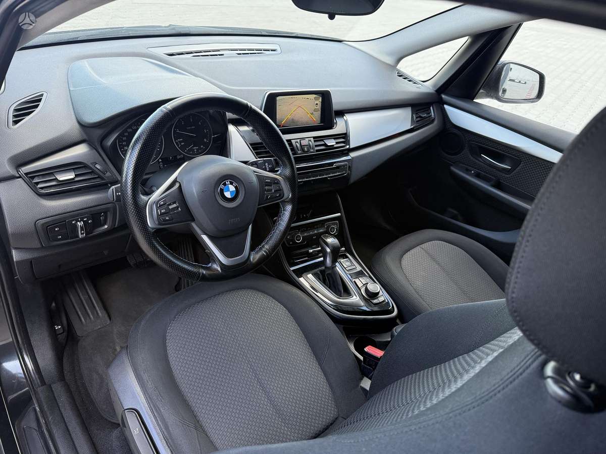 BMW 218 Active Tourer, 2.0 l., Минивэн