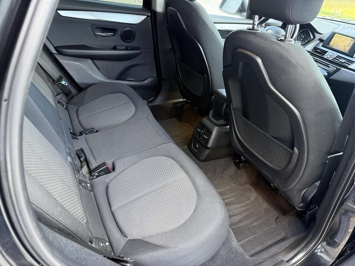 BMW 218 Active Tourer, 2.0 l., Минивэн