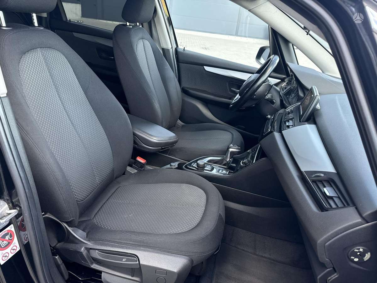 BMW 218 Active Tourer, 2.0 l., Минивэн