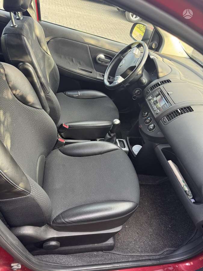 Nissan Note, 1.4 l., Хэтчбек