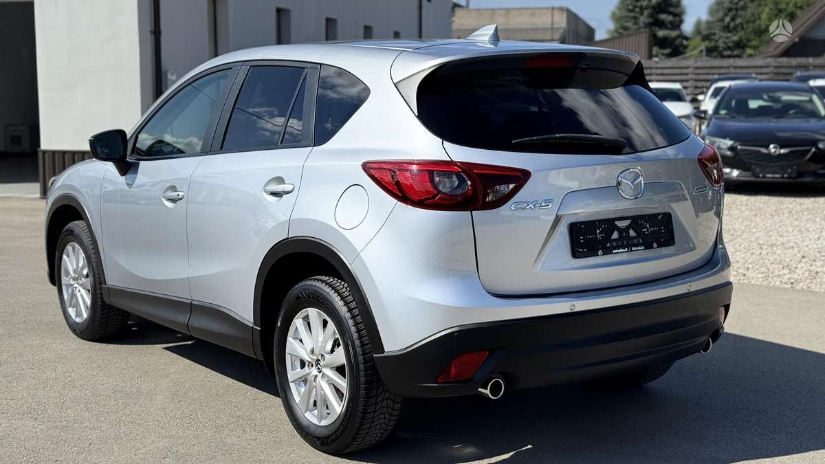 Mazda CX-5, 2.2 l., off-road / crossover