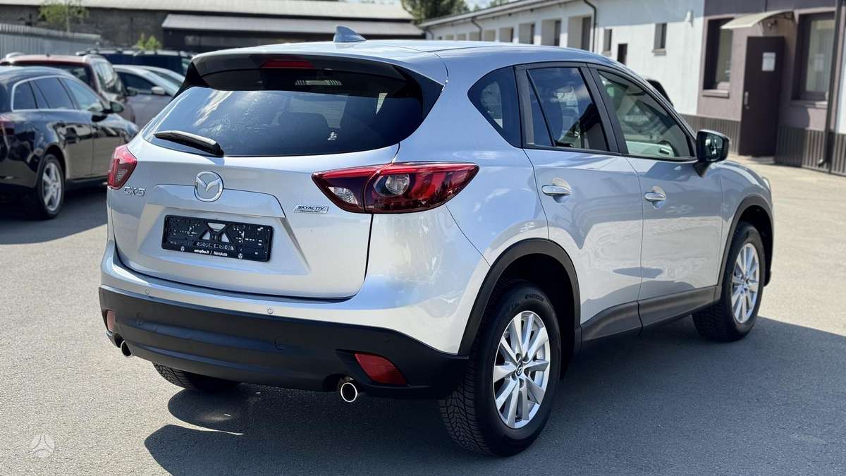 Mazda CX-5, 2.2 l., off-road / crossover