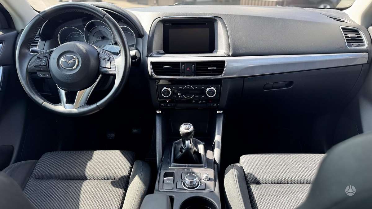 Mazda CX-5, 2.2 l., off-road / crossover