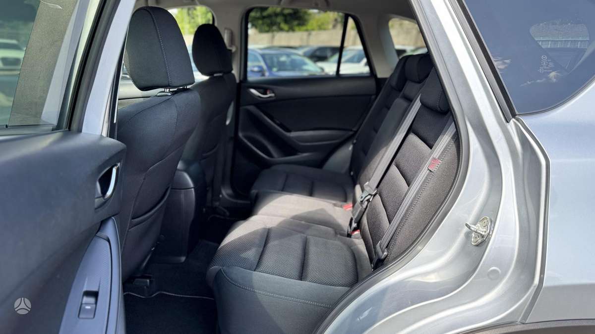 Mazda CX-5, 2.2 l., off-road / crossover