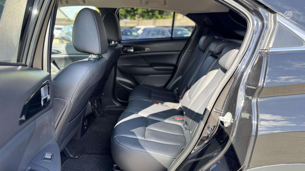 Mitsubishi Eclipse Cross, 1.5 l., off-road / crossover