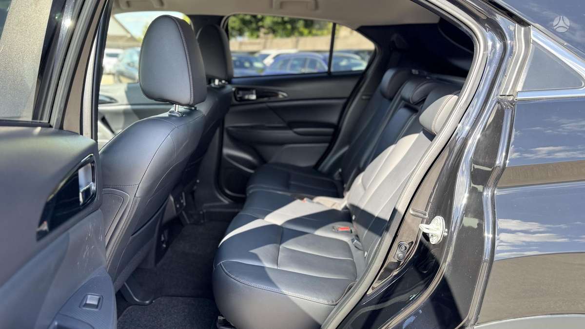 Mitsubishi Eclipse Cross, 1.5 l., Внедорожник / Кроссовер