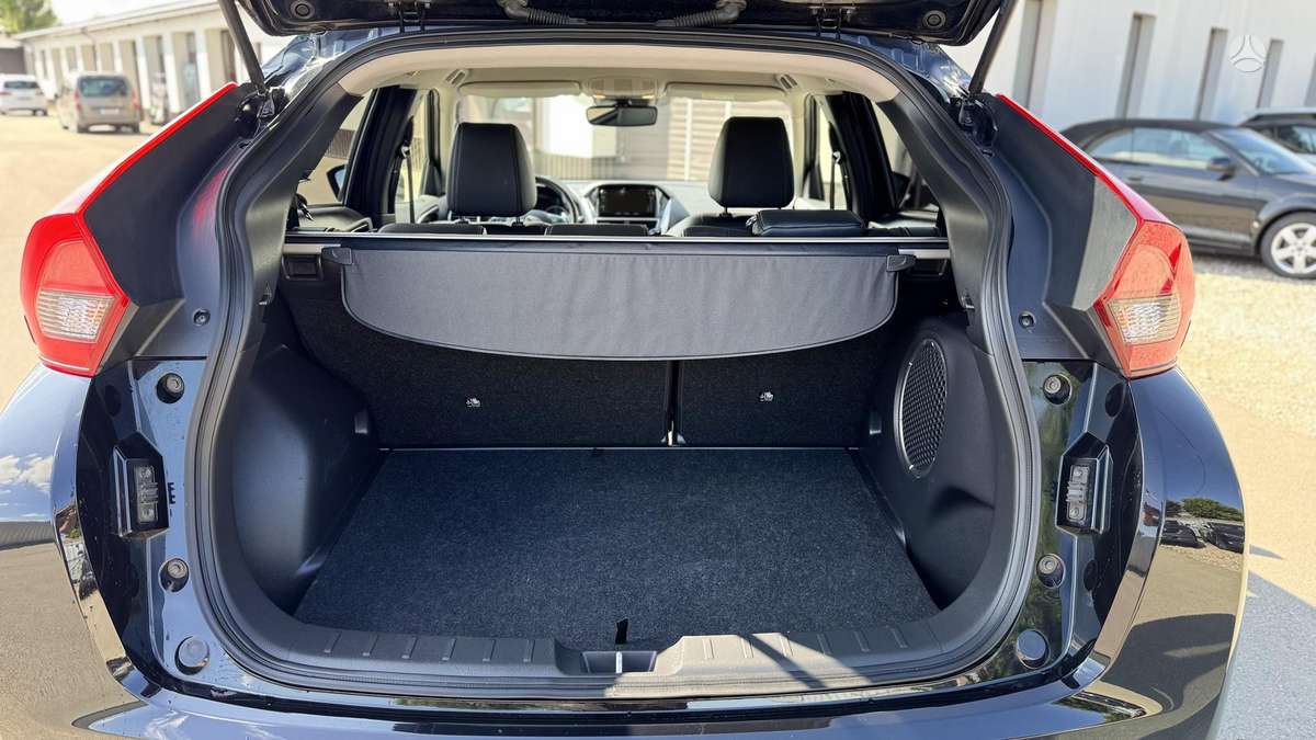 Mitsubishi Eclipse Cross, 1.5 l., off-road / crossover