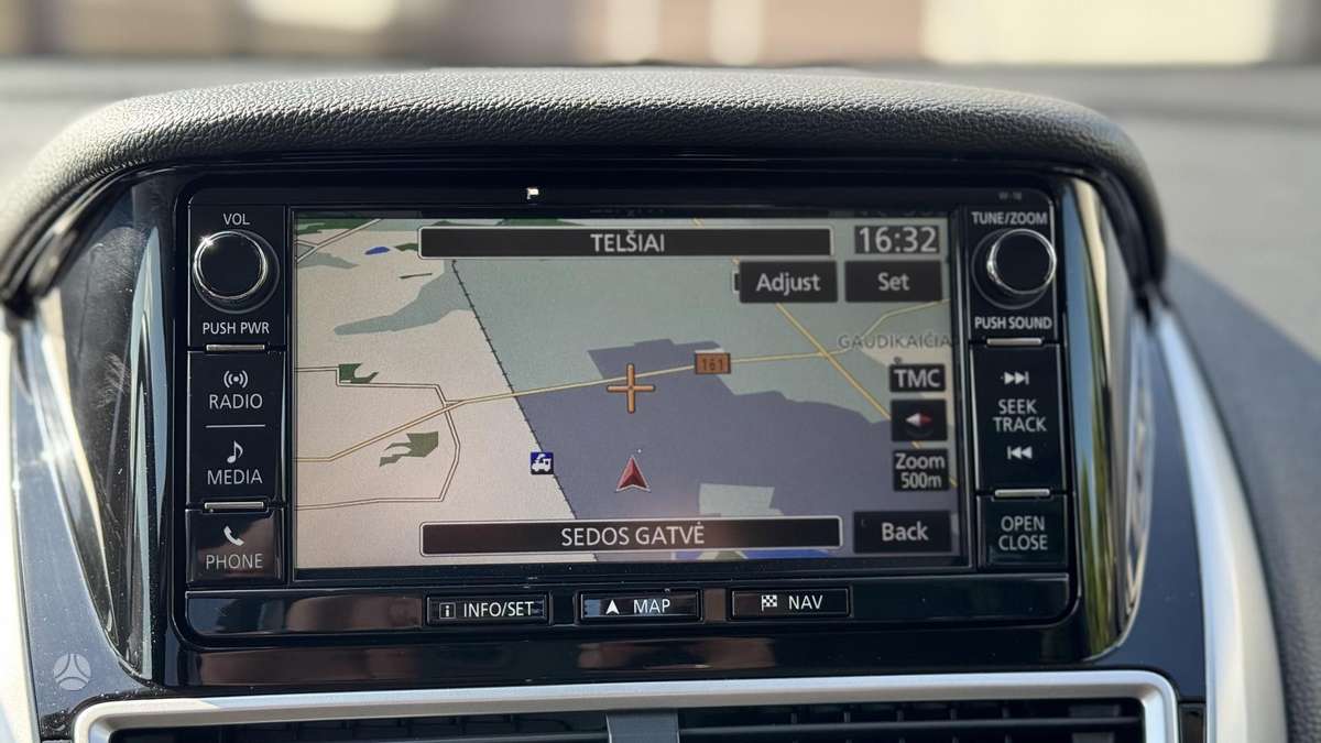 Mitsubishi Eclipse Cross, 1.5 l., off-road / crossover