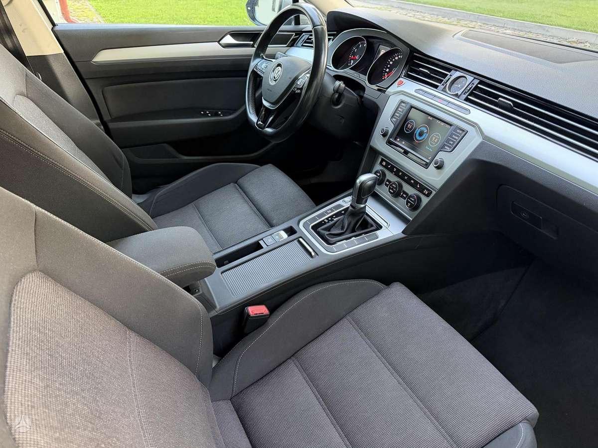 Volkswagen Passat, 1.4 l., Универсал