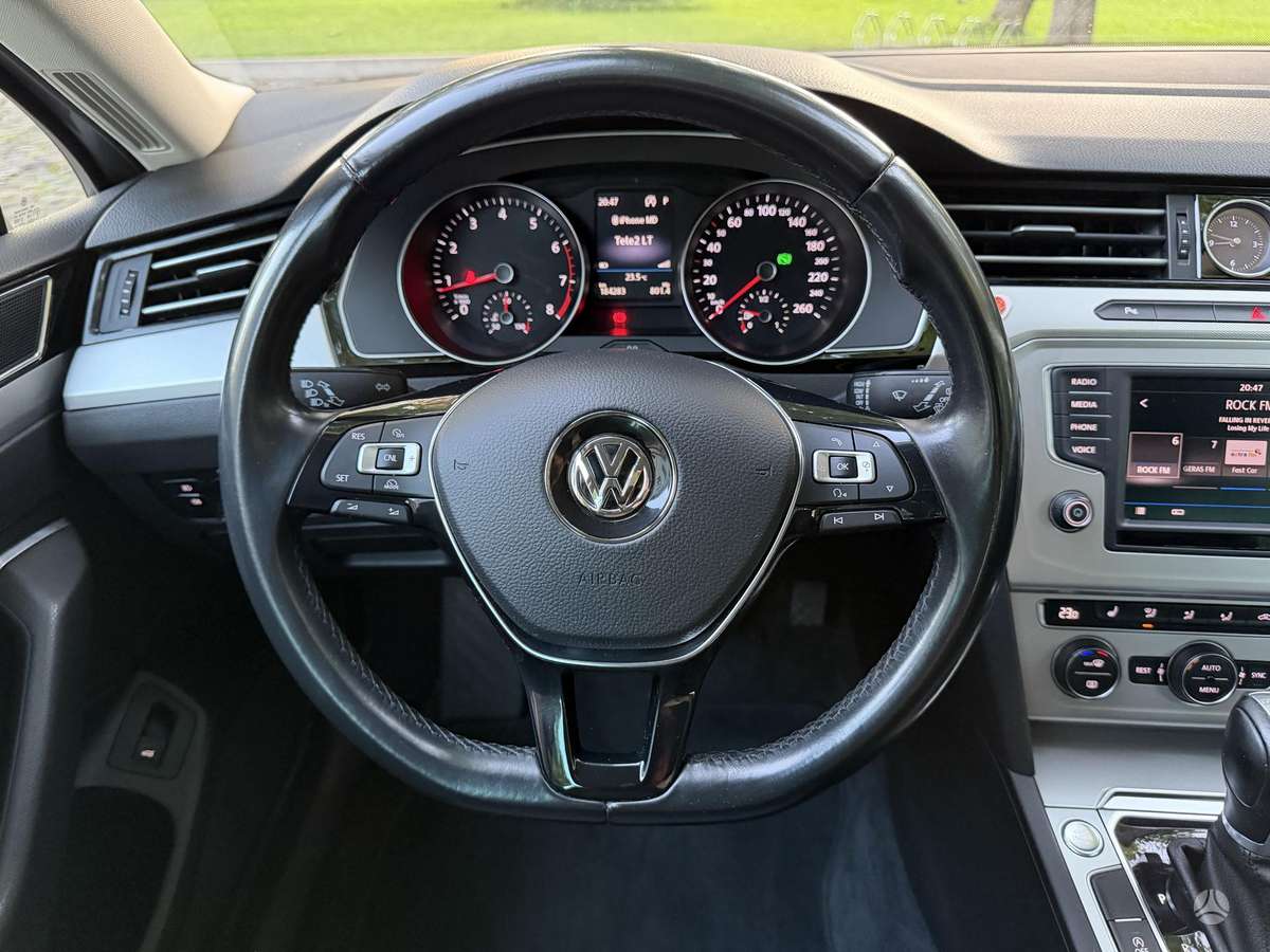 Volkswagen Passat, 1.4 l., Универсал