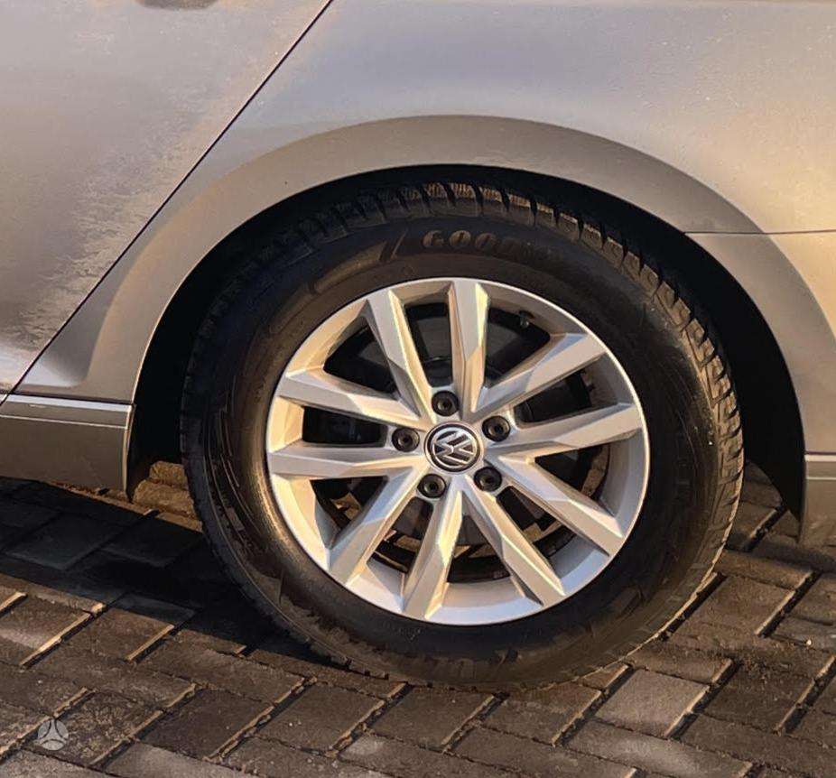 Volkswagen Passat, 1.4 l., Универсал
