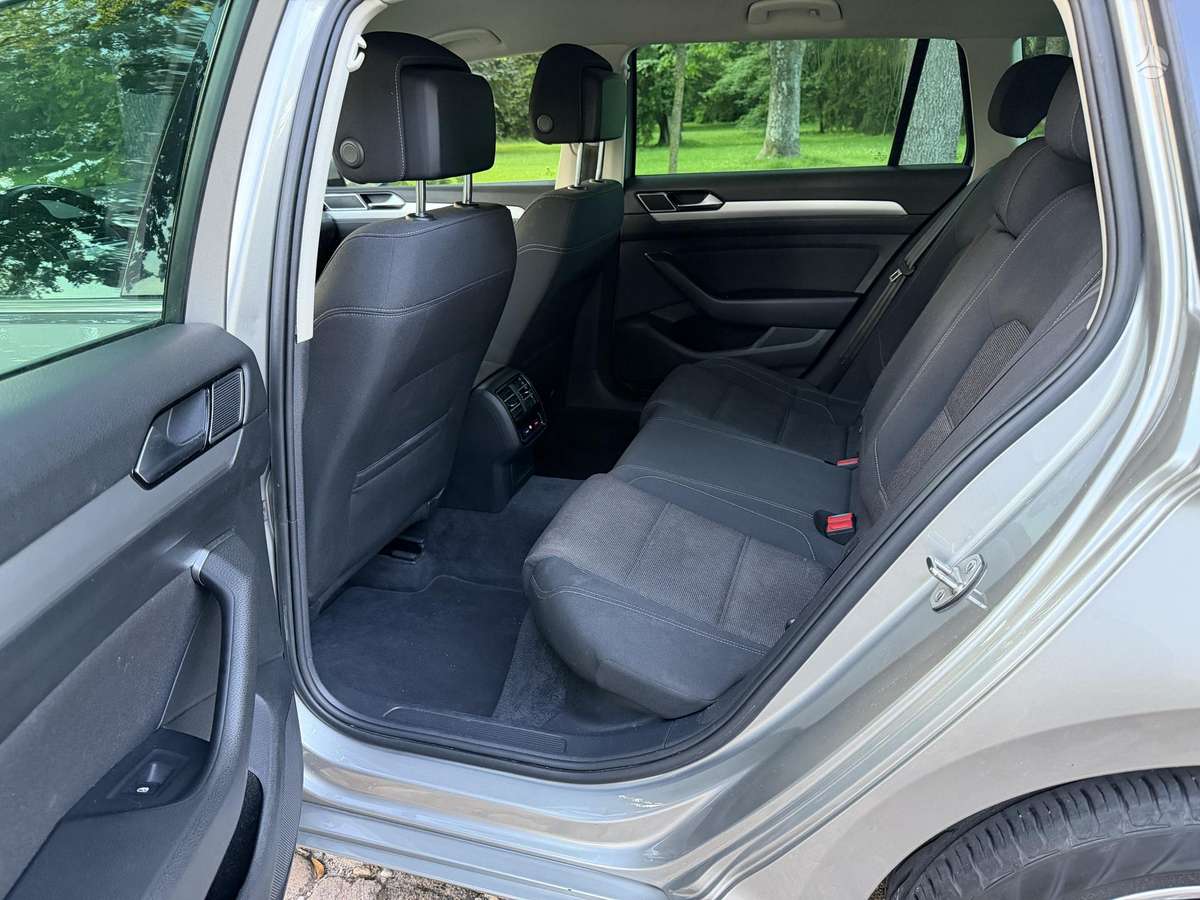 Volkswagen Passat, 1.4 l., Универсал