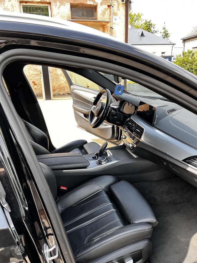 BMW 520, Универсал