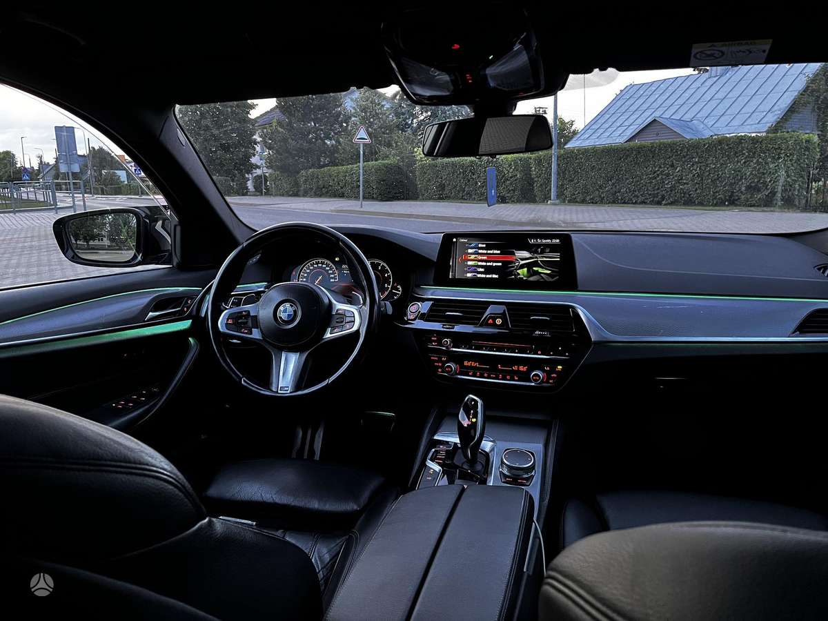 BMW 520, Универсал