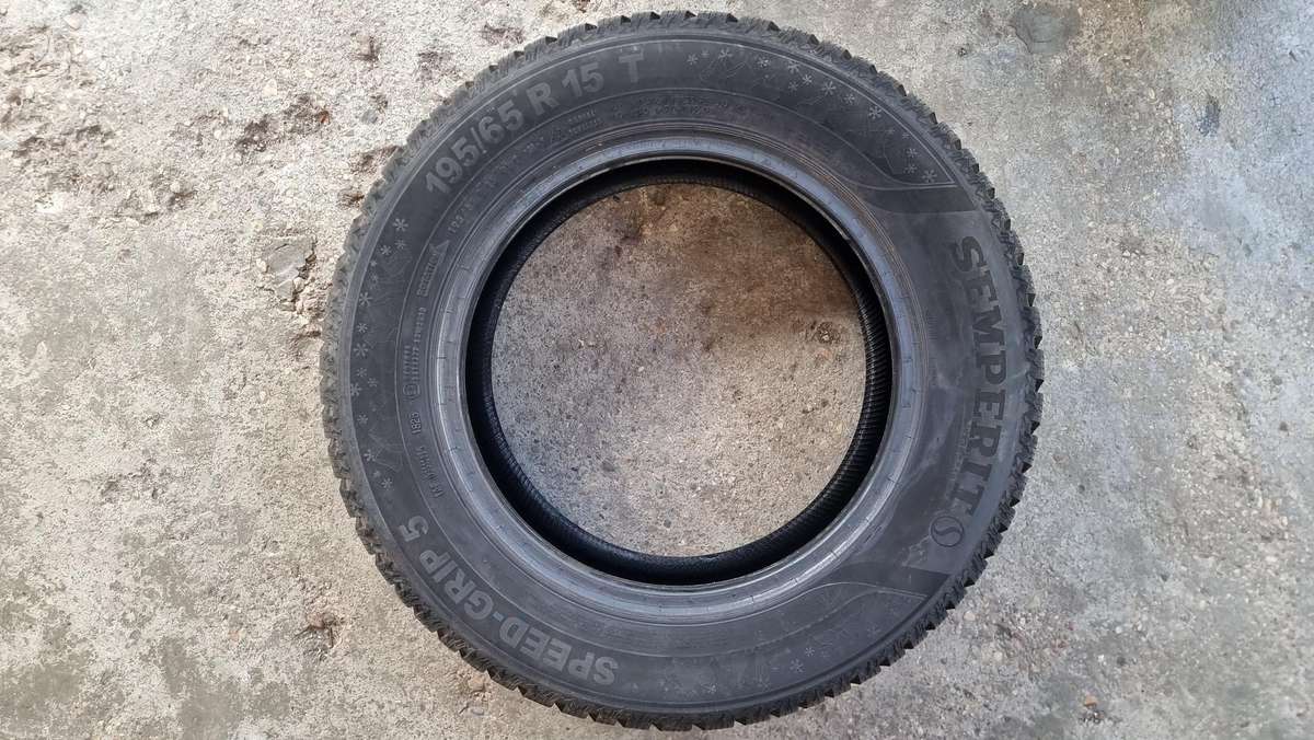 Semperit Speed-Grip 5, winter 195/65 R15