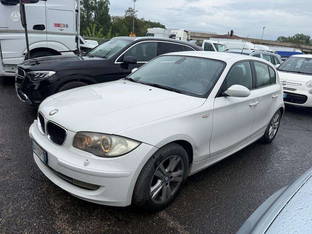 BMW 120, 2.0 l., hatchback