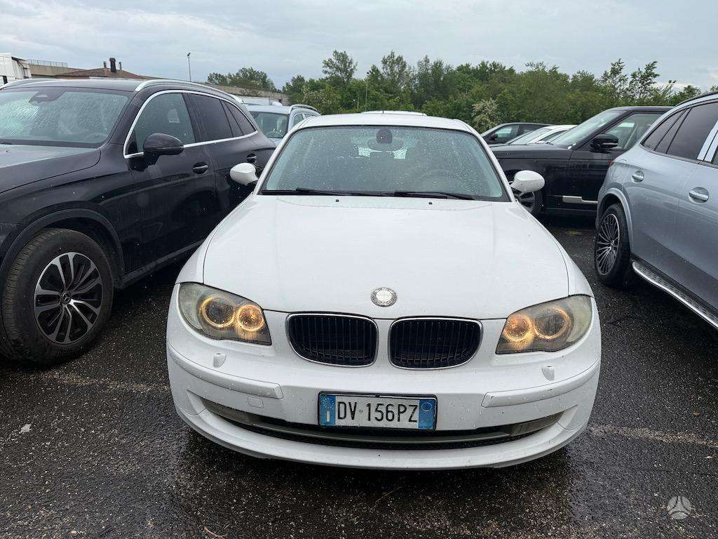 BMW 120, 2.0 l., hatchback