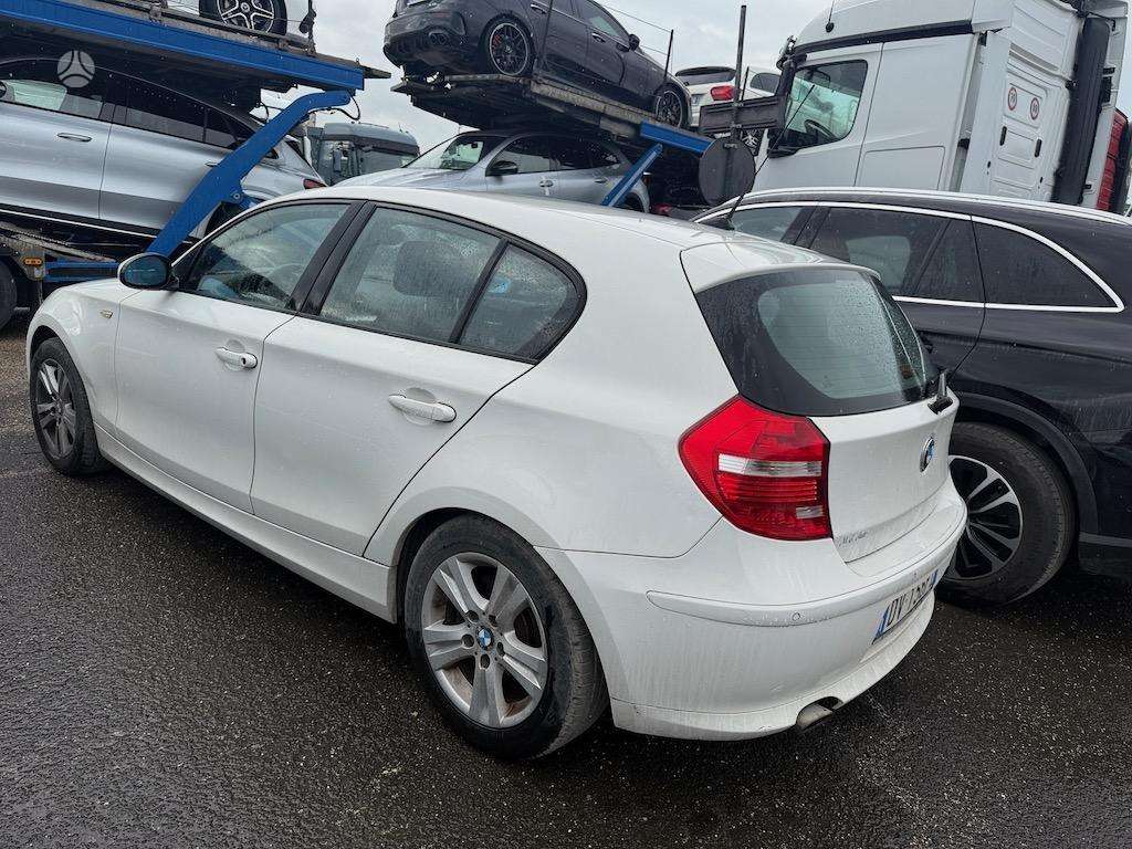 BMW 120, 2.0 l., hatchback